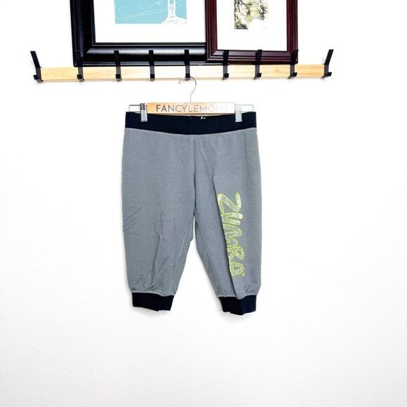 Zumba Wear NWT!โWomen's Jogger Capri Pants Gray Black & Neon Dance Activewear XS - Picture 1 of 4